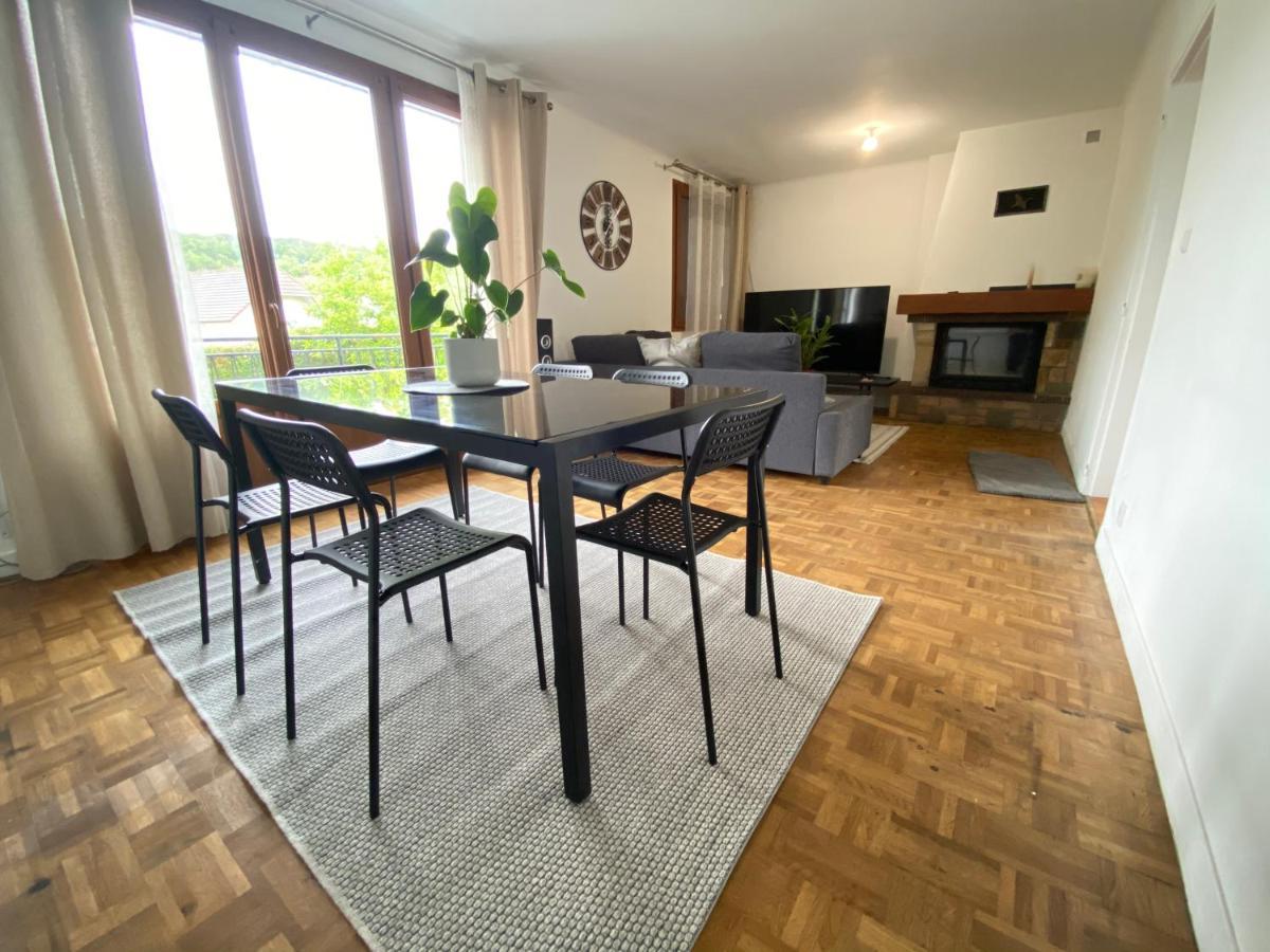 Maison Chaleureuse Avec Un Grand Jardin La Bonneville Bagian luar foto